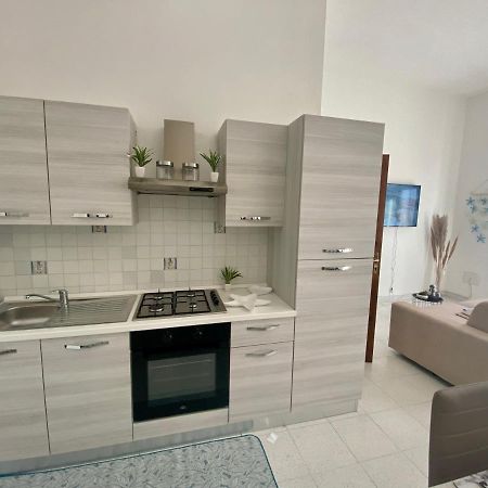 Monolocale Nonna Ita Apartment Санта Тереза Галура Екстериор снимка