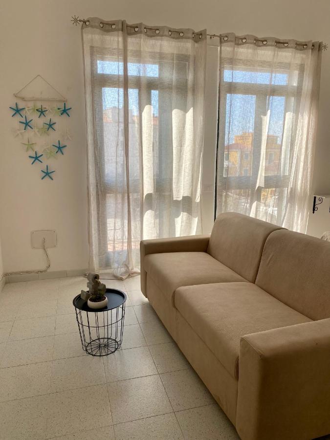 Monolocale Nonna Ita Apartment Санта Тереза Галура Екстериор снимка